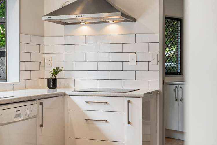 33B Brandon Road Manly_8