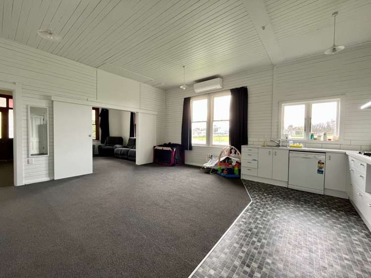 1448 Kimbolton Road 10643_4