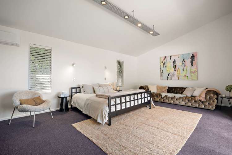 98 Motutara Road Muriwai_24