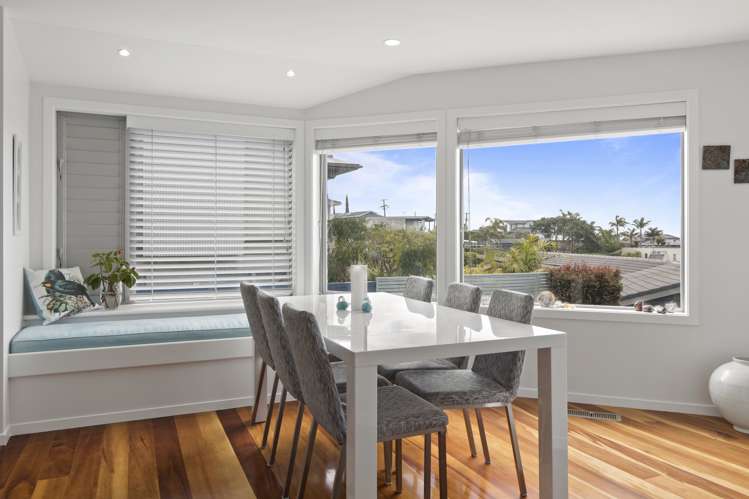 9 Rahopara Street Castor Bay_4