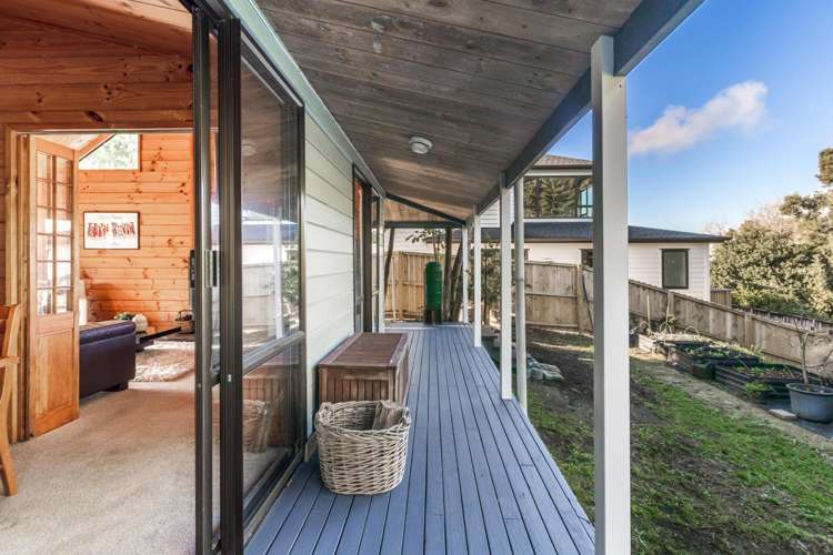 51 Coldham Crescent Saint Johns_15
