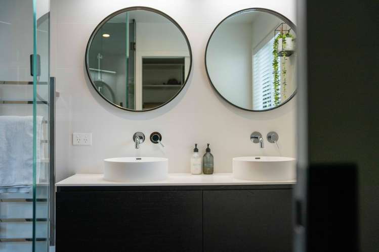 11 Waipana Street Hobsonville_15