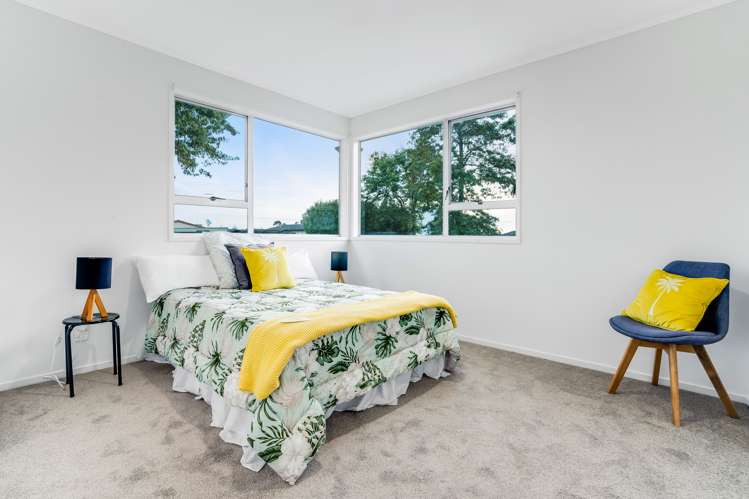 102 Flat Bush Road Clover Park_10