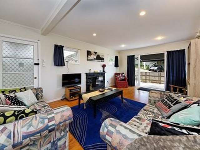 54A West Coast Road Glen Eden_3