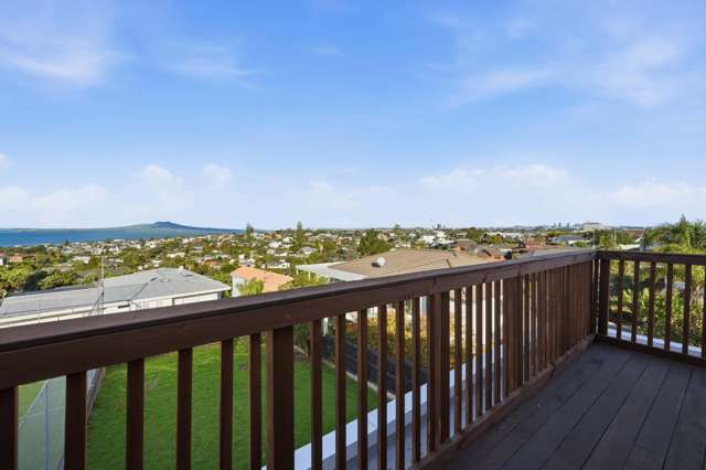 99 East Coast Road Castor Bay_1