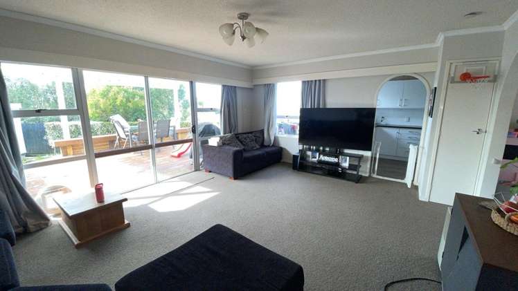 17B Russleigh Drive 1057_3