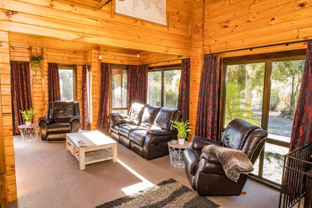 2 Teal Valley Road Hira_4