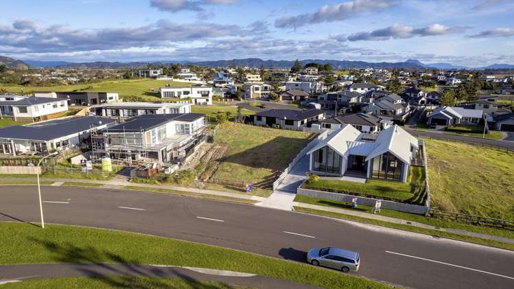 18 Pacific Parade Coastlands_16