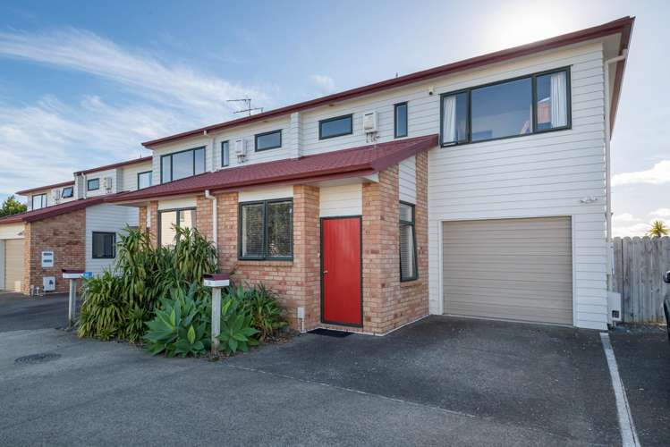 24/22 Northcross Drive Oteha_14