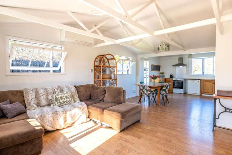 48A Erua Road Ostend_14