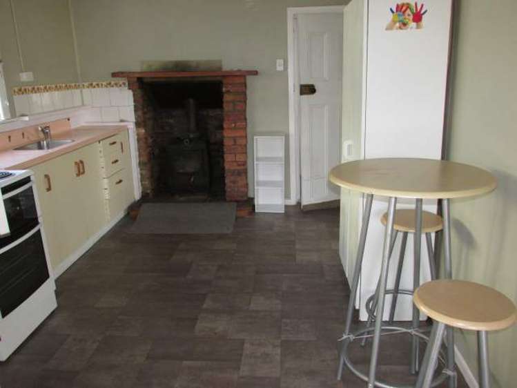 115 Broadway Reefton_11