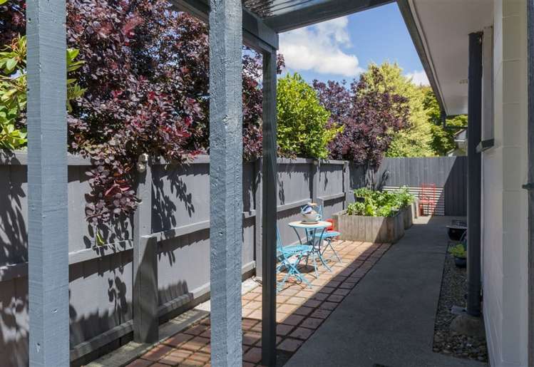 2/38d Cavendish Road Casebrook_2