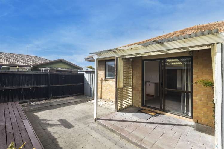 2/361 Main South Road Hornby_13