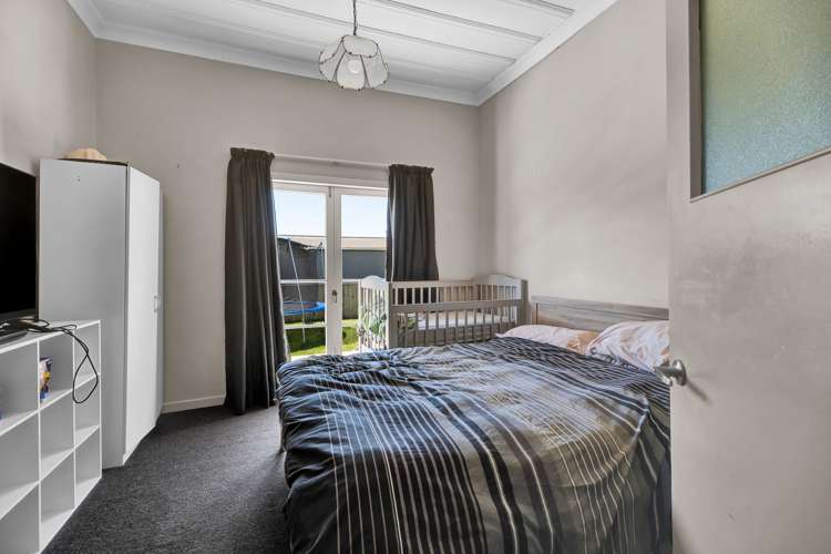 1277 Egmont Road Egmont Village_8