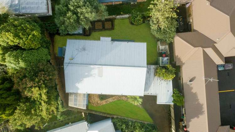 118 Old Farm Road Hamilton East_17