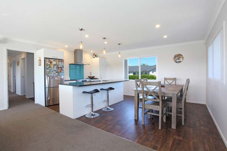 22a Manukau Road Raglan_5