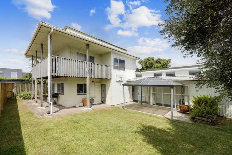 239 Range Road Papamoa_5