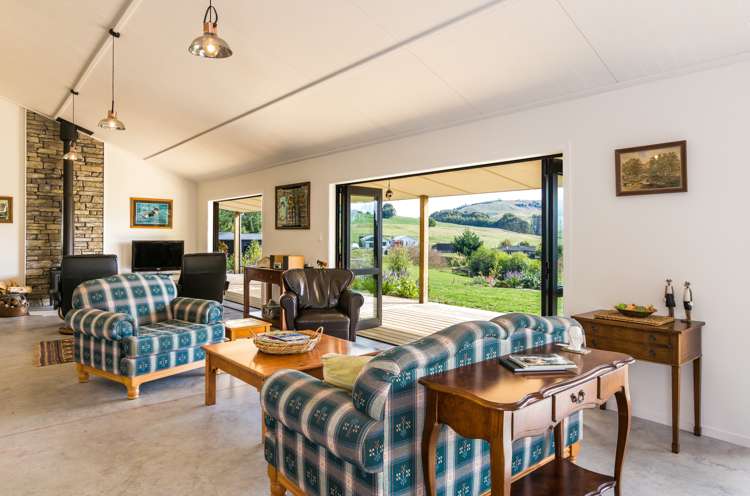 1/142 Mapara Road Acacia Bay_8