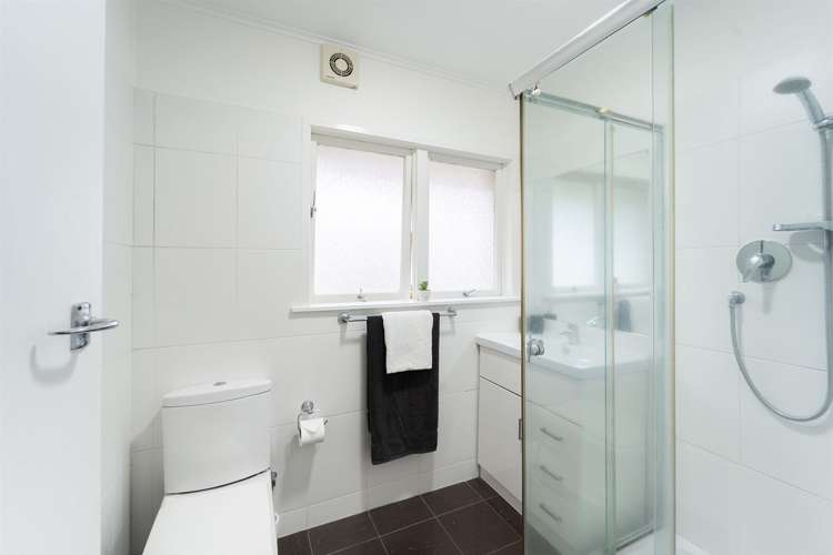 1/27 Sydney Street Hauraki_12