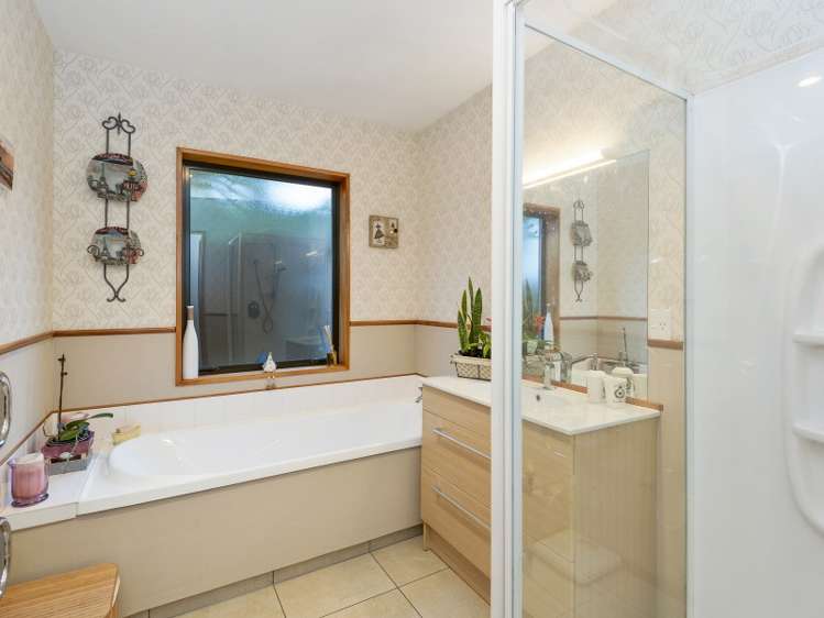 6 Majestic Lane Cashmere_15