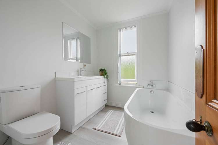 20 King Edward Avenue Epsom_17