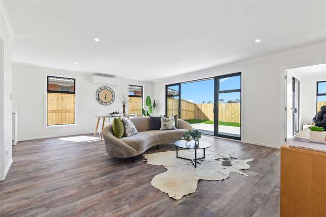 76 & 76A Pragma Rise Huntington_3