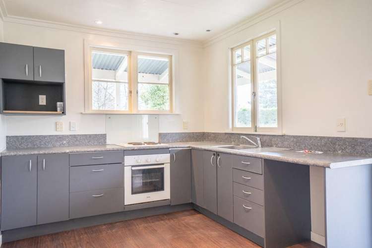 102 Stewart Road Feilding_7