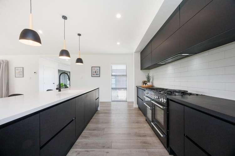 2 Mataki Lane Halcombe_4