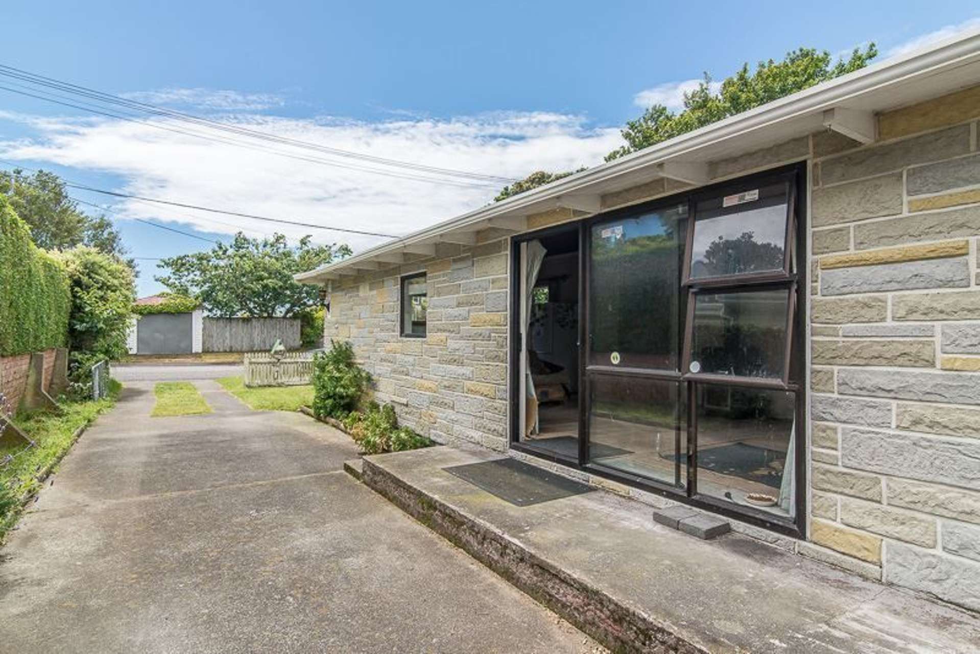 34 Gavin Road Raumati Beach_0