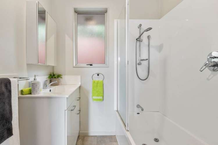 2a Matai Road Stanmore Bay_12