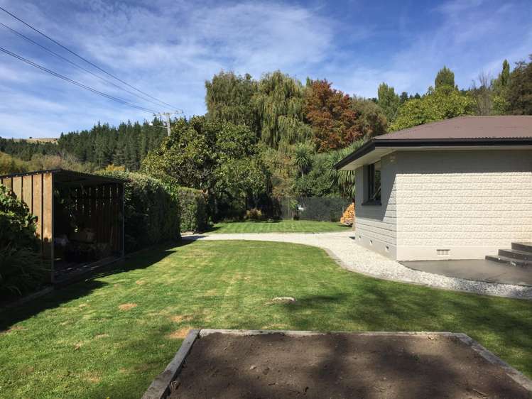 98 Main Road Luggate_16