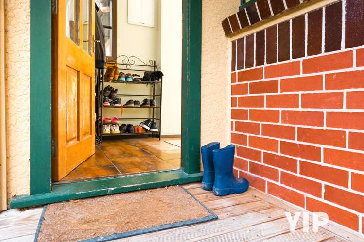 7 York Avenue Manor Park_12