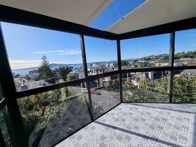 *PRICE DROP*  2bedroom unit with balcony +SEA VIEW
