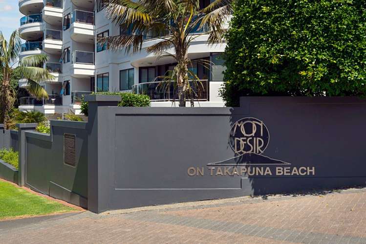 2i/175 Hurstmere Road Takapuna_9