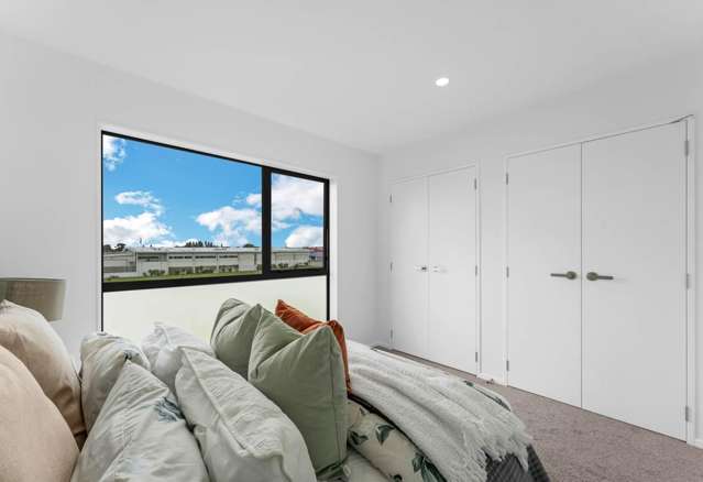17 Barneys Farm Road 10686_4