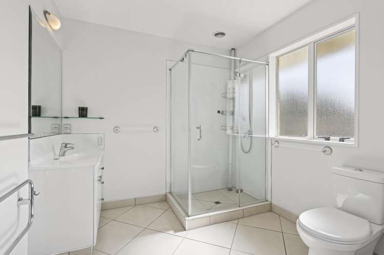 22 Paget Drive Woodend_19