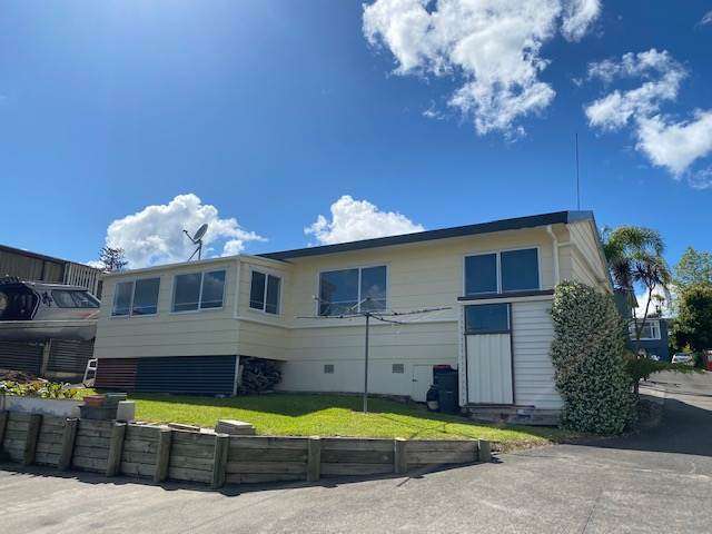 15 Outlook Road Greenhithe_1