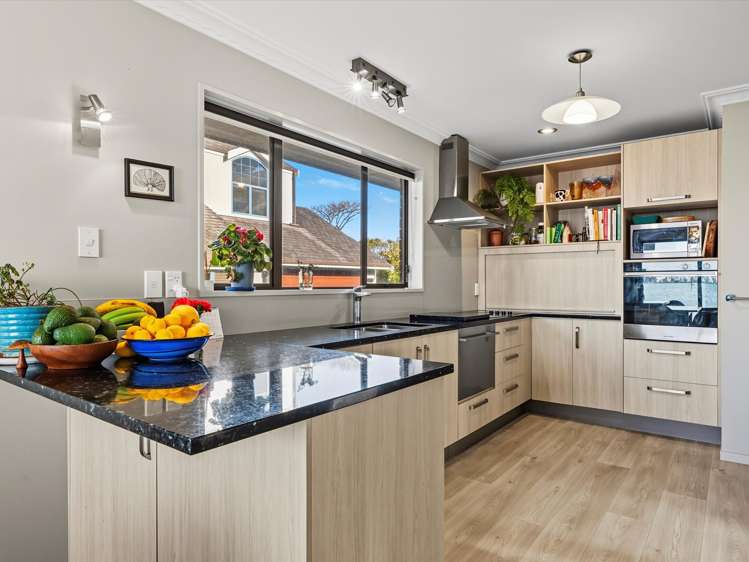 18 and 18A Harbour Drive Otumoetai_1