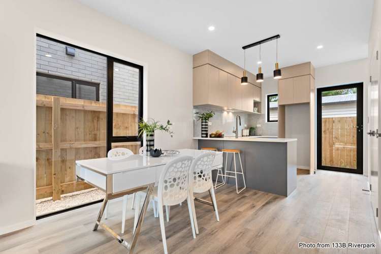 133D Riverpark Crescent Henderson_4