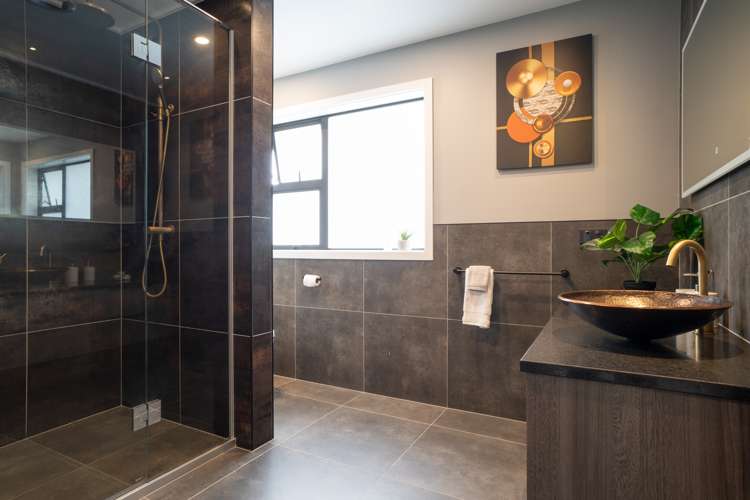 12 Prestwich Rise Churton Park_15