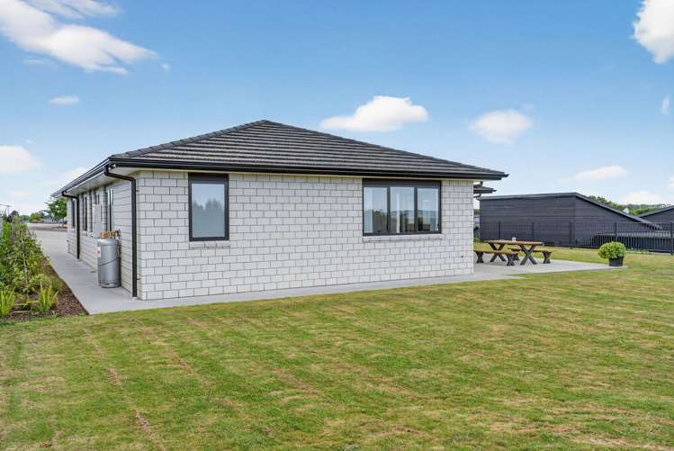 9 Membery Lane Patumahoe_27