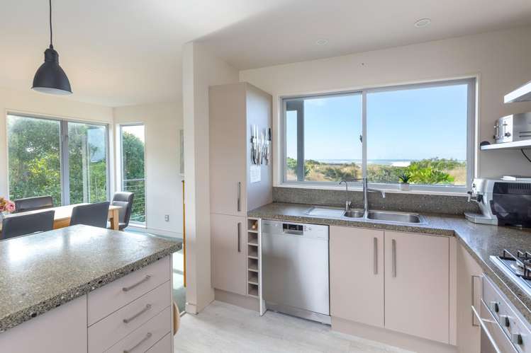 11 Nunu Drive Flat Point_14