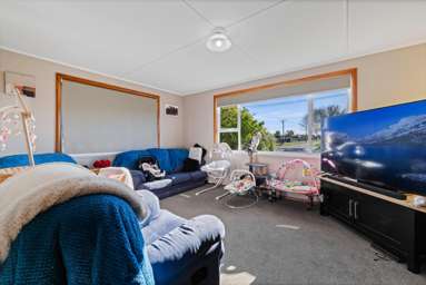 8 Douglas Street_3