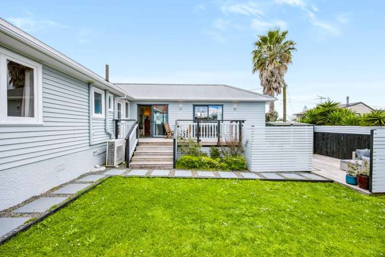 1/63 Lancaster Road Beach Haven_9