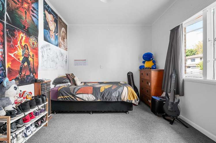 64 Galloway Street Hamilton East_14