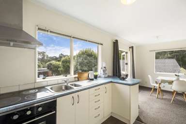 66A Spinella Drive_4
