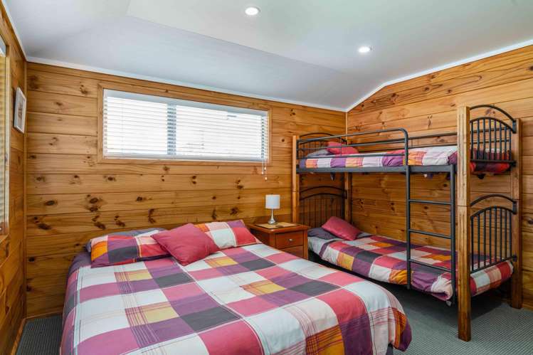 137 Captain Cook Road Cooks Beach_16