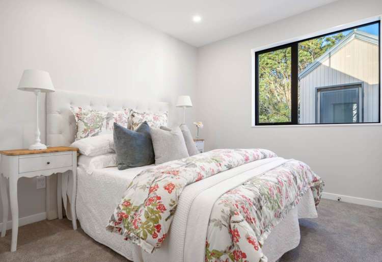 112C Beach Road Te Atatu Peninsula_10