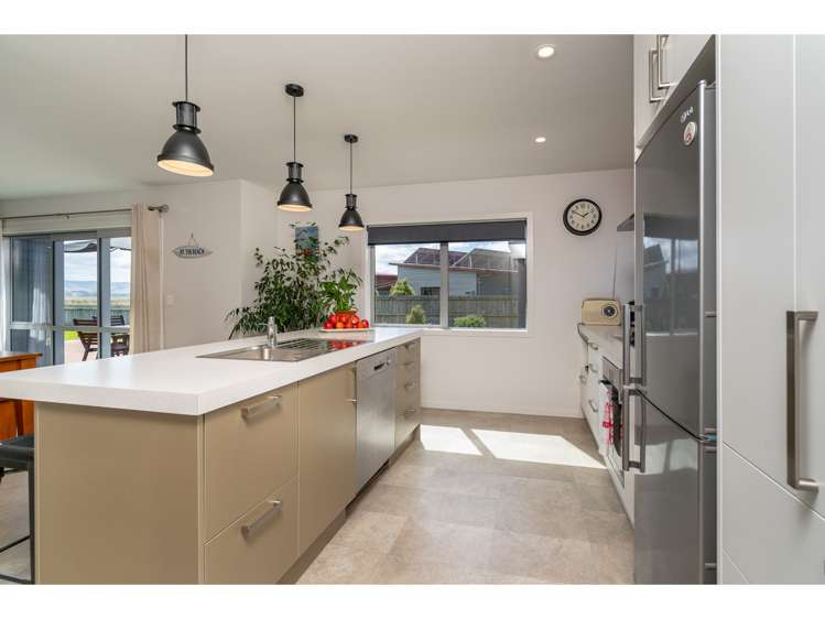 1239 Coast Road Karitane_9