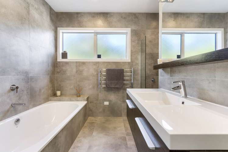 133 Chamberlain Road Bombay_15